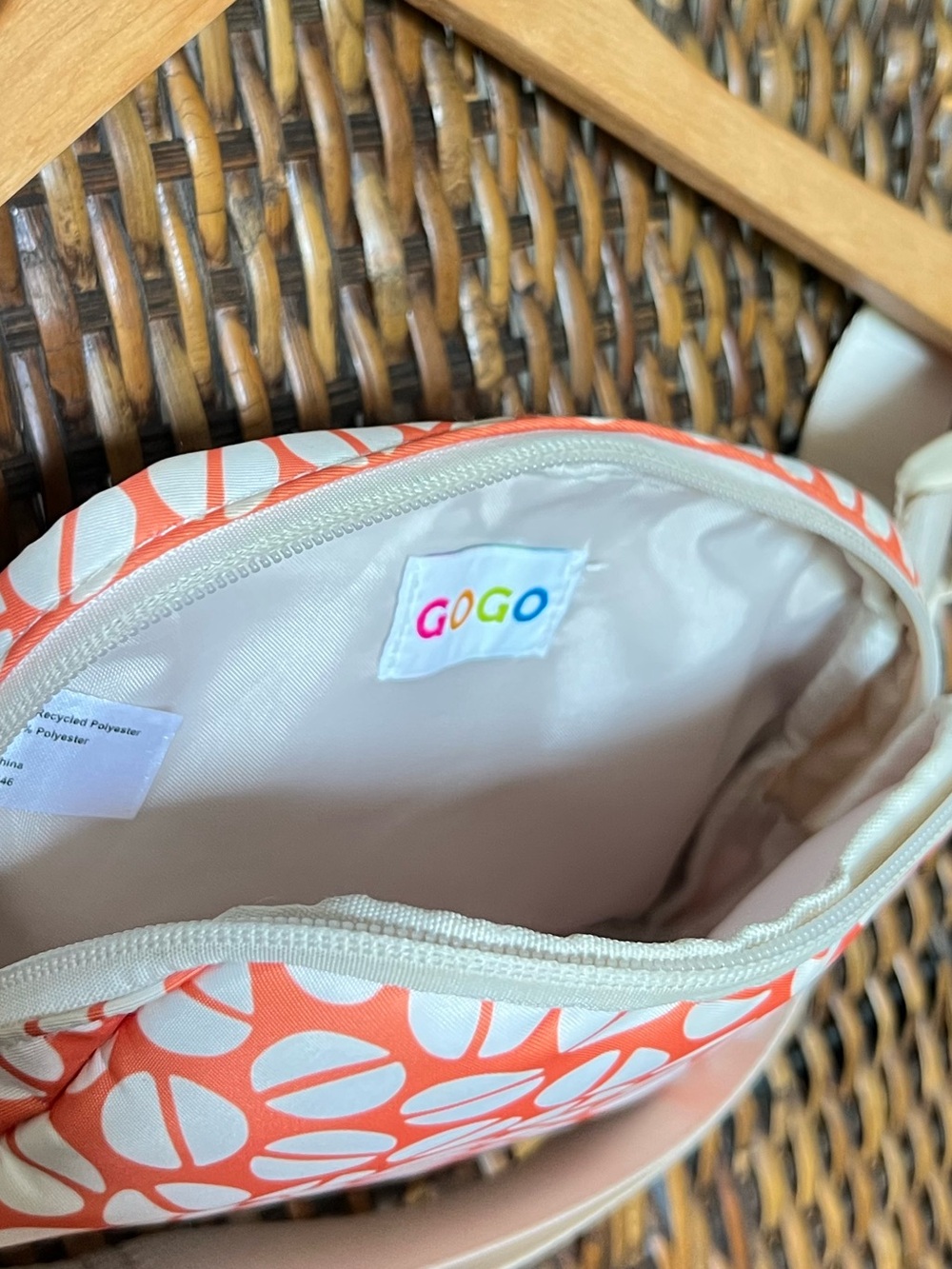GOGO Fanny Pack Patterned Bag - Picture 4 of 5